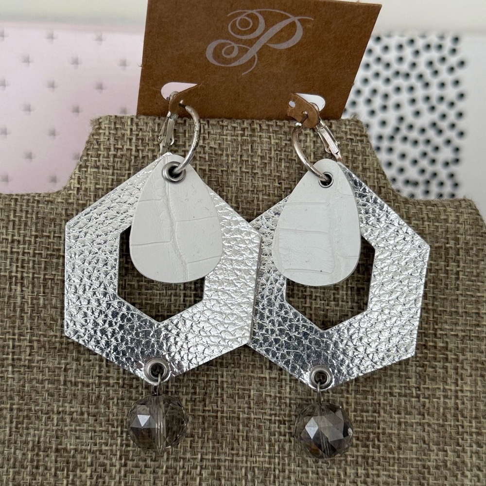 Plunder Silver and White Geometric Earrings